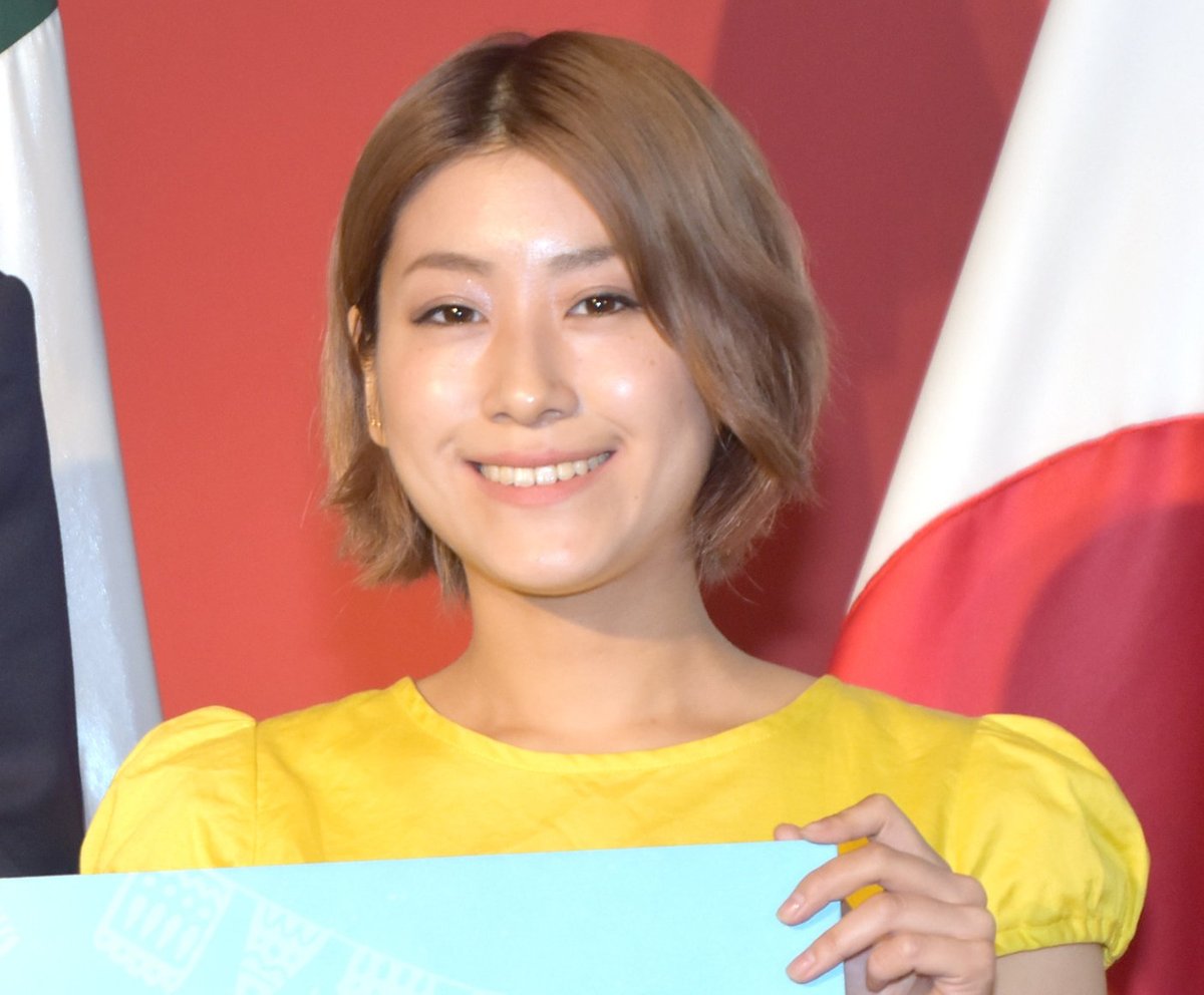 IMALU、幼少期の写真5点アップ　父・明石家さんまに「似てる」「血は争えないなぁ～」  | ORICON NEWS