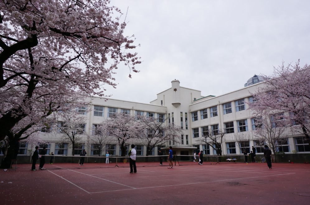 ハウス加賀谷は麻布高校に進学