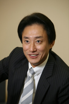 2008年（44歳頃）、大王製紙時代の若い頃のイケメン・井川意高