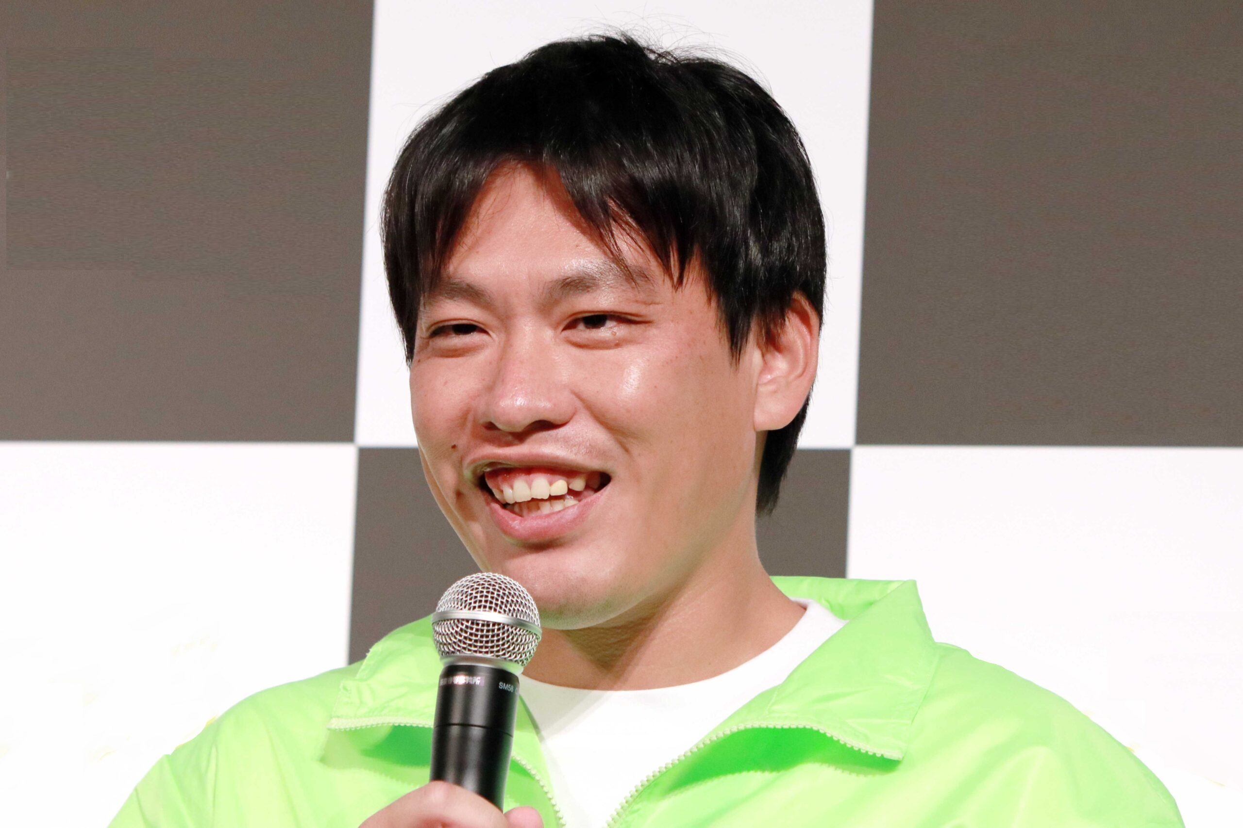 箕輪厚介のプロフィール