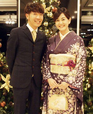 秋山賢太（アキナ）が結婚した嫁は塚本麻里衣