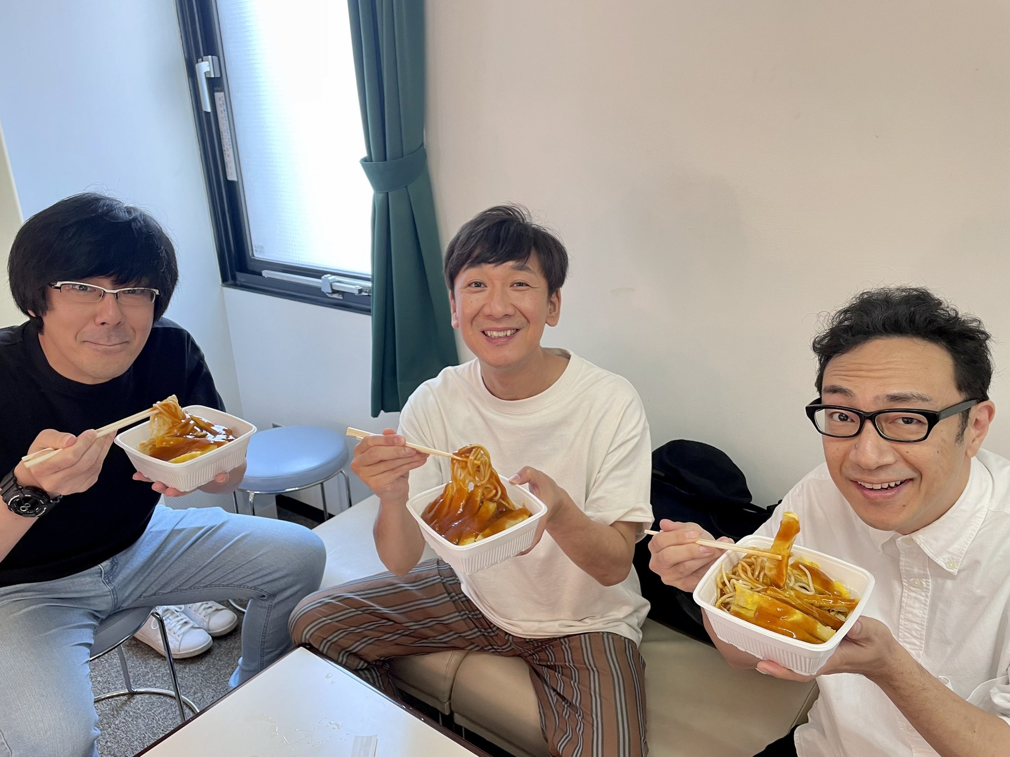 飯塚悟志（東京03）のファッション③