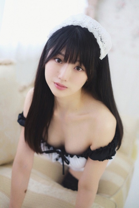 小寺真理の美人でかわいい水着グラビア⑧